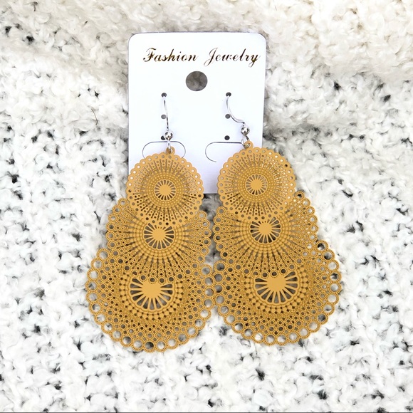 Boho Ethnic Big Dangle Drop Earrings laser cut - Picture 4 of 4